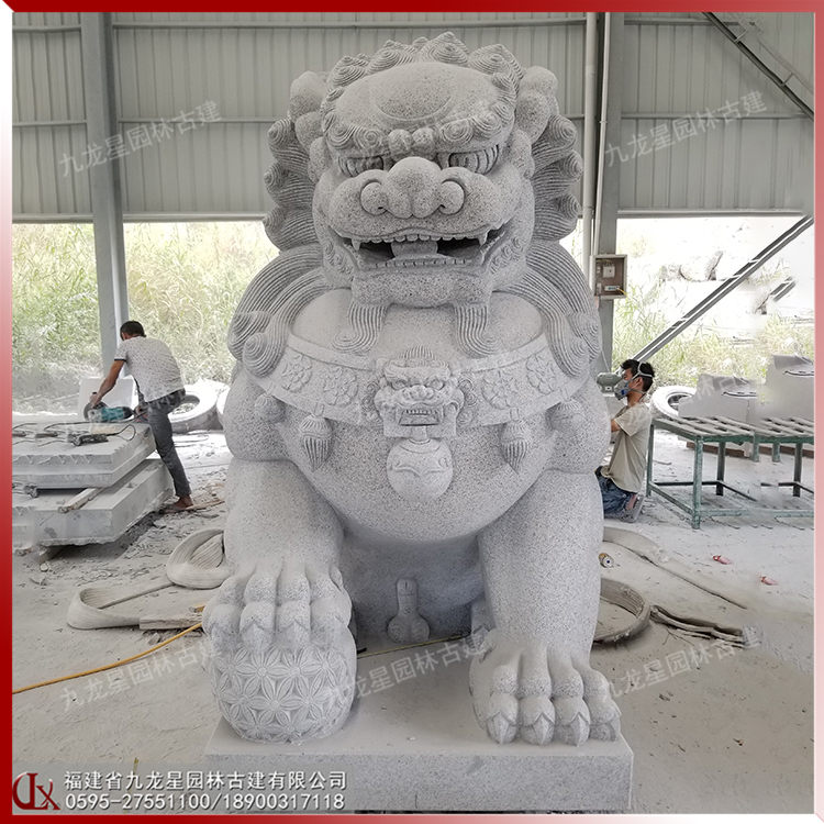 門(mén)口石獅子一對(duì)