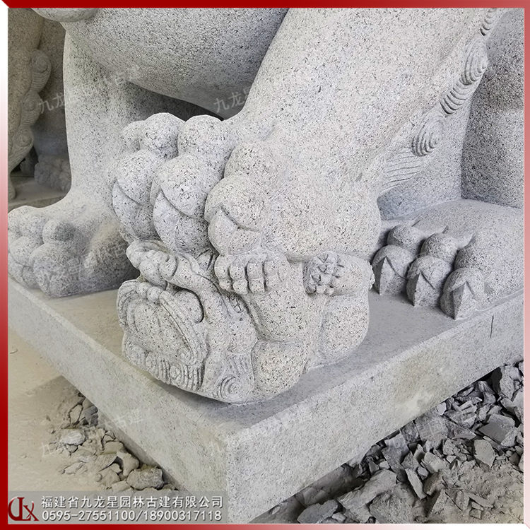 門(mén)口石獅子一對(duì)